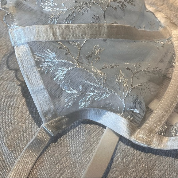 Frostbite Bra & Panty Set - White 38/85D - Picture 5 of 7